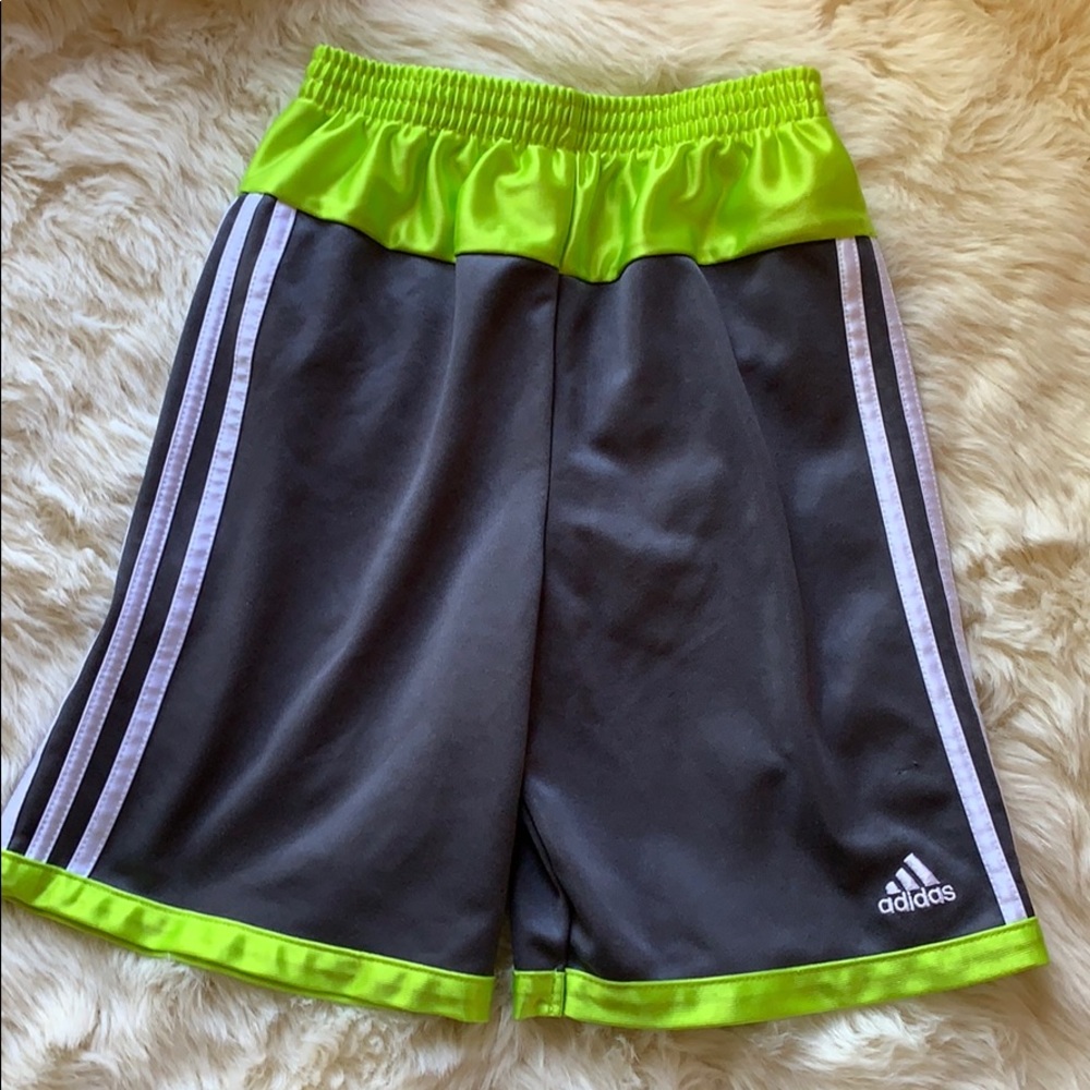Boys Adidas shorts size 7x (tall)